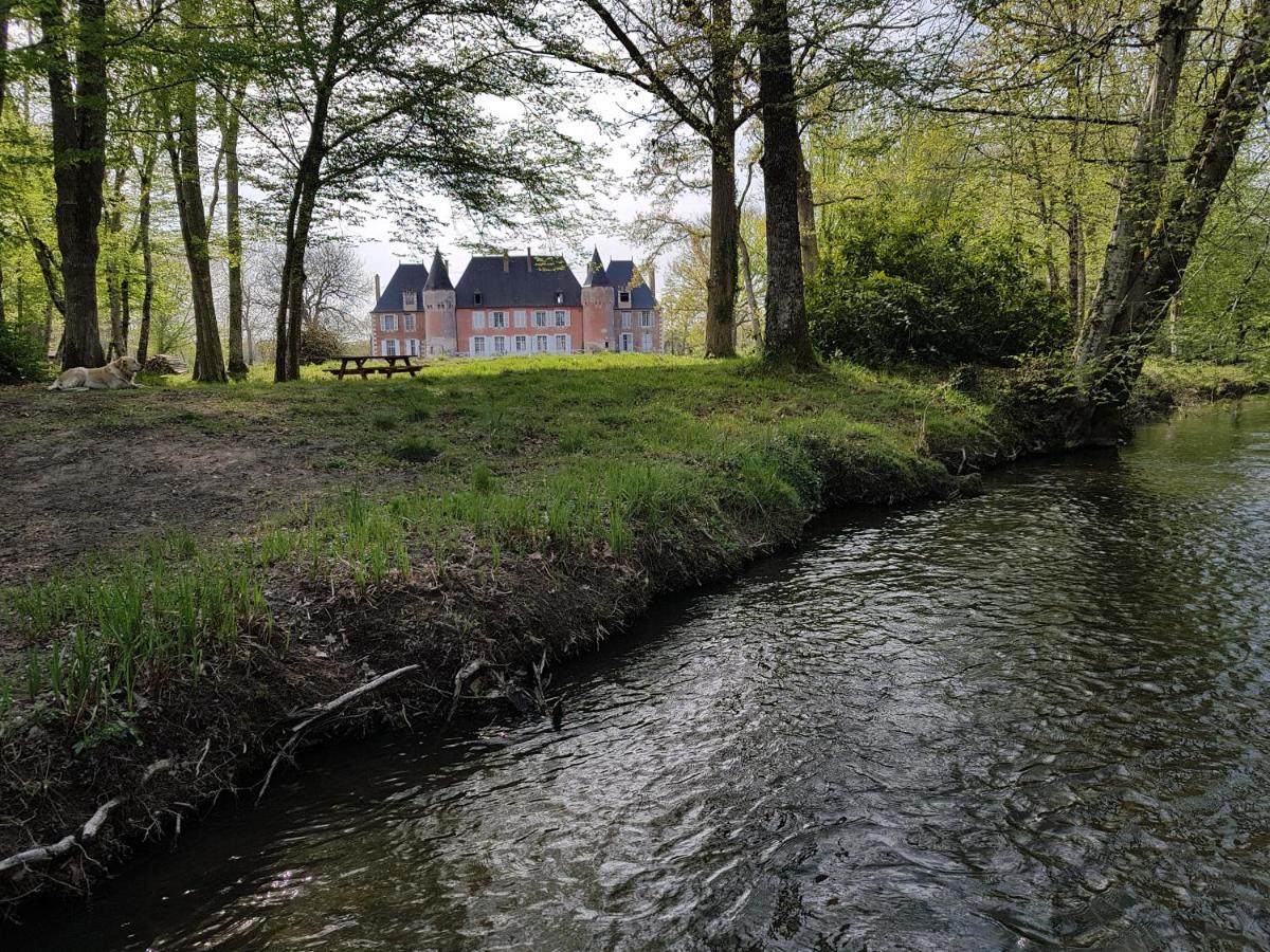 Chateau De Souesmes Exterior photo