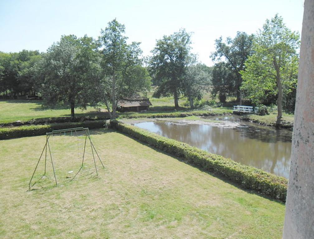 Chateau De Souesmes Exterior photo