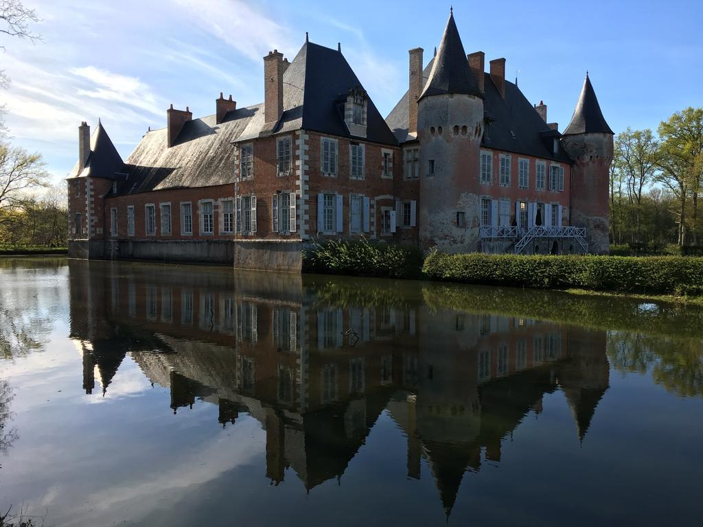 Chateau De Souesmes Exterior photo